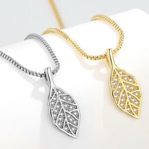 Elegant Silver and Gold Leaf Pendant Necklace